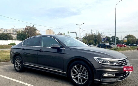 Volkswagen Passat B8 рестайлинг, 2017 год, 4 фотография