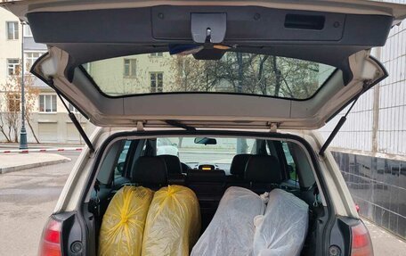 Opel Zafira B, 2006 год, 730 000 рублей, 2 фотография