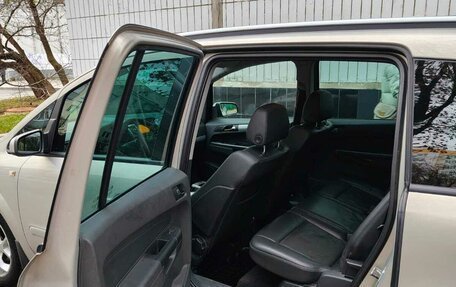 Opel Zafira B, 2006 год, 730 000 рублей, 10 фотография