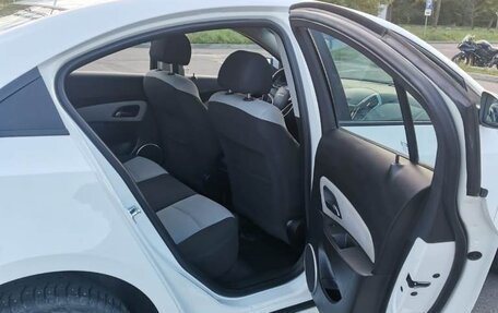 Chevrolet Cruze II, 2013 год, 680 000 рублей, 13 фотография