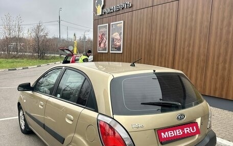 KIA Rio II, 2006 год, 245 000 рублей, 2 фотография