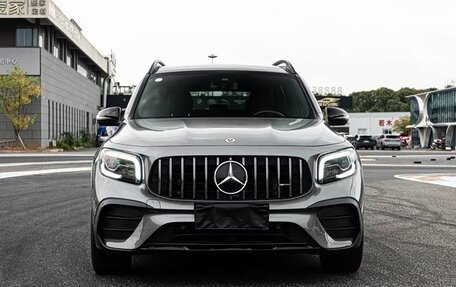 Mercedes-Benz GLB AMG, 2022 год, 7 121 432 рублей, 2 фотография