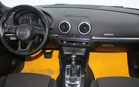 Audi A3, 2019 год, 1 799 000 рублей, 9 фотография