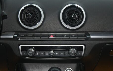 Audi A3, 2019 год, 1 799 000 рублей, 10 фотография