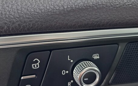 Volkswagen Touareg III, 2015 год, 3 600 000 рублей, 10 фотография