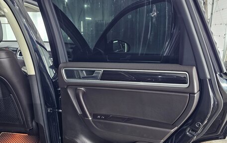 Volkswagen Touareg III, 2015 год, 3 600 000 рублей, 22 фотография