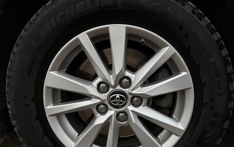 Toyota Camry, 2019 год, 2 650 000 рублей, 11 фотография