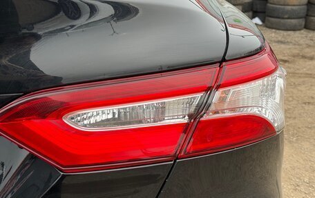 Toyota Camry, 2019 год, 2 650 000 рублей, 10 фотография