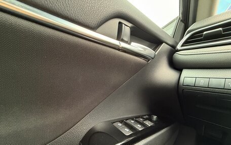 Toyota Camry, 2019 год, 2 650 000 рублей, 17 фотография