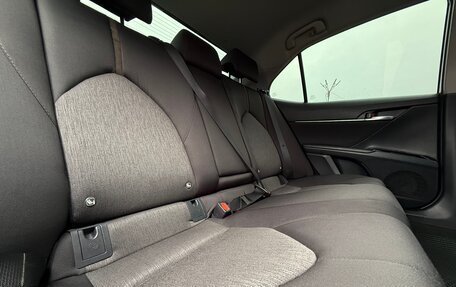 Toyota Camry, 2019 год, 2 650 000 рублей, 19 фотография