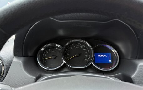 Renault Duster I рестайлинг, 2017 год, 1 329 000 рублей, 12 фотография