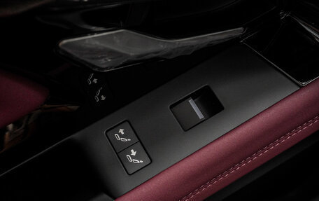 Land Rover Range Rover Evoque II, 2024 год, 5 330 000 рублей, 28 фотография