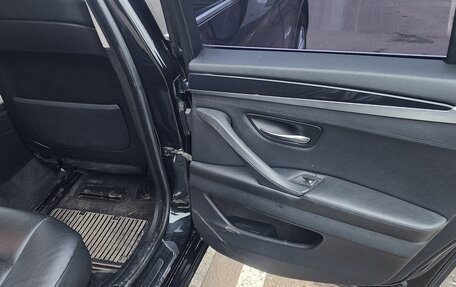 BMW 5 серия, 2012 год, 1 100 000 рублей, 13 фотография