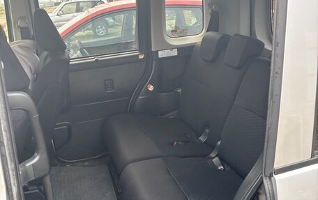 Toyota Tank I, 2017 год, 1 050 000 рублей, 11 фотография