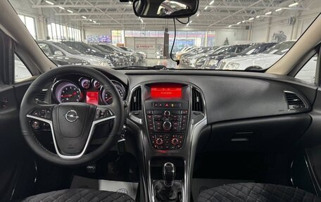 Opel Astra J, 2010 год, 699 000 рублей, 10 фотография