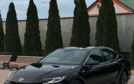 Toyota Camry, 2025 год, 4 500 000 рублей, 6 фотография