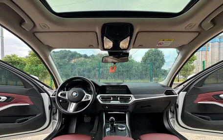 BMW 3 серия, 2021 год, 2 699 999 рублей, 12 фотография