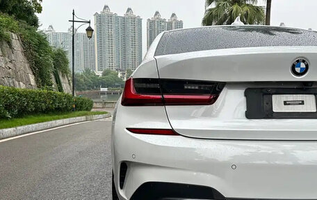 BMW 3 серия, 2021 год, 2 699 999 рублей, 18 фотография