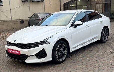 KIA K5, 2021 год, 2 600 000 рублей, 1 фотография