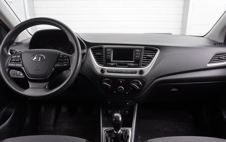 Hyundai Solaris II рестайлинг, 2018 год, 1 179 000 рублей, 11 фотография