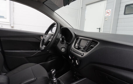 Hyundai Solaris II рестайлинг, 2018 год, 1 179 000 рублей, 19 фотография