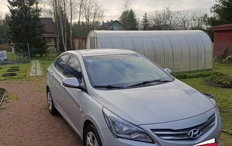 Hyundai Solaris II рестайлинг, 2015 год, 950 000 рублей, 8 фотография