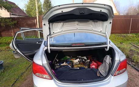 Hyundai Solaris II рестайлинг, 2015 год, 950 000 рублей, 15 фотография