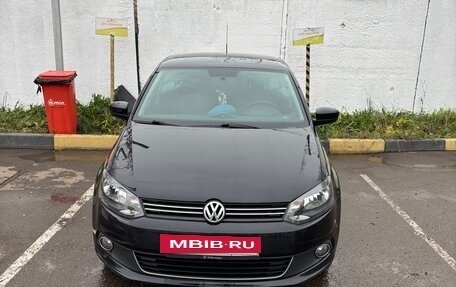 Volkswagen Polo VI (EU Market), 2011 год, 840 000 рублей, 2 фотография