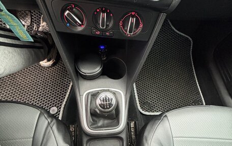 Volkswagen Polo VI (EU Market), 2011 год, 840 000 рублей, 11 фотография