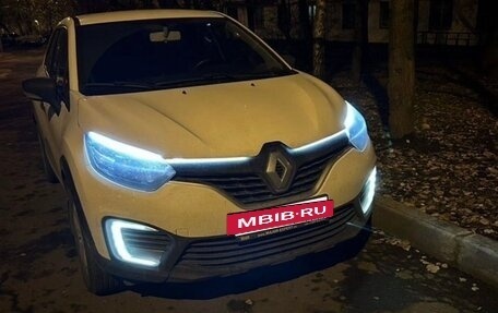 Renault Kaptur I рестайлинг, 2018 год, 1 100 000 рублей, 8 фотография