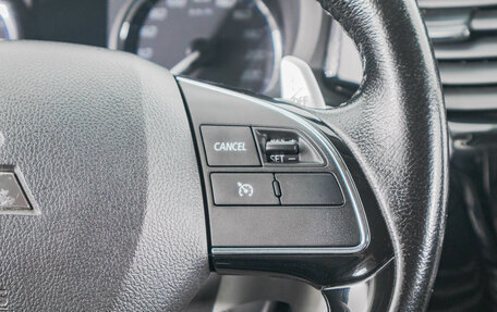 Mitsubishi Outlander III рестайлинг 3, 2015 год, 2 699 000 рублей, 19 фотография