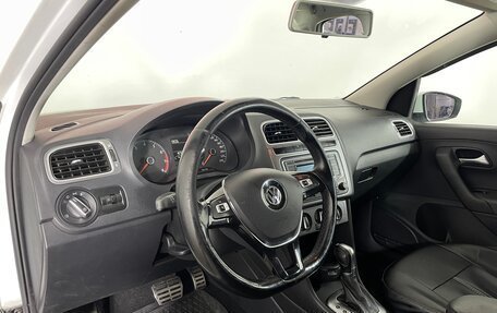 Volkswagen Polo VI (EU Market), 2016 год, 994 000 рублей, 11 фотография