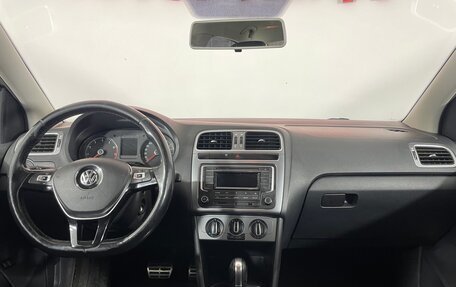 Volkswagen Polo VI (EU Market), 2016 год, 994 000 рублей, 13 фотография