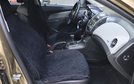 Chevrolet Cruze II, 2013 год, 700 000 рублей, 10 фотография