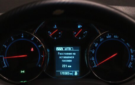 Chevrolet Cruze II, 2013 год, 700 000 рублей, 16 фотография