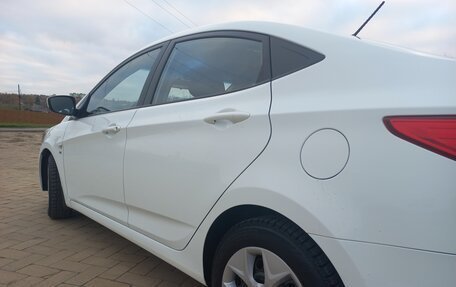 Hyundai Solaris II рестайлинг, 2015 год, 1 330 000 рублей, 9 фотография