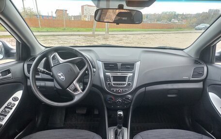 Hyundai Solaris II рестайлинг, 2015 год, 1 330 000 рублей, 16 фотография