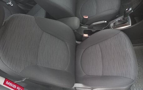 Hyundai Solaris II рестайлинг, 2015 год, 1 330 000 рублей, 25 фотография