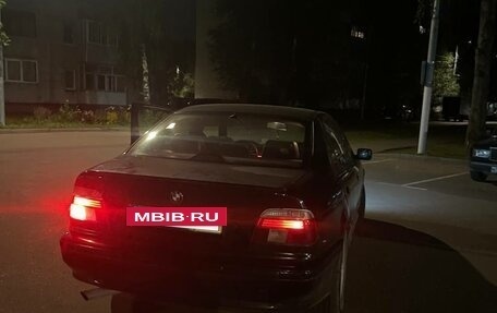 BMW 5 серия, 1998 год, 270 000 рублей, 3 фотография