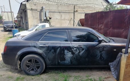 Chrysler 300C II, 2004 год, 800 000 рублей, 7 фотография