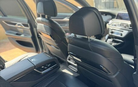 BMW 7 серия, 2019 год, 5 850 000 рублей, 10 фотография