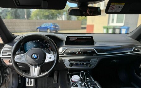 BMW 7 серия, 2019 год, 5 850 000 рублей, 11 фотография