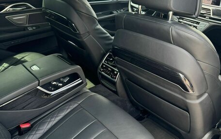 BMW 7 серия, 2019 год, 5 850 000 рублей, 12 фотография