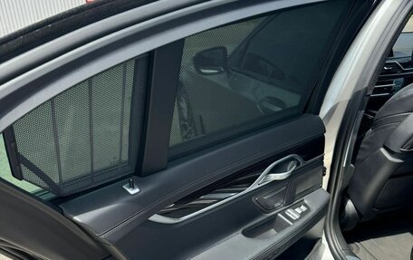 BMW 7 серия, 2019 год, 5 850 000 рублей, 14 фотография