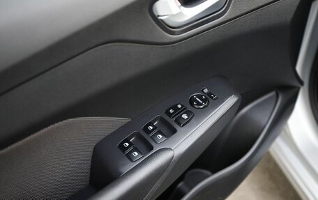 Hyundai Solaris II рестайлинг, 2018 год, 1 588 000 рублей, 9 фотография