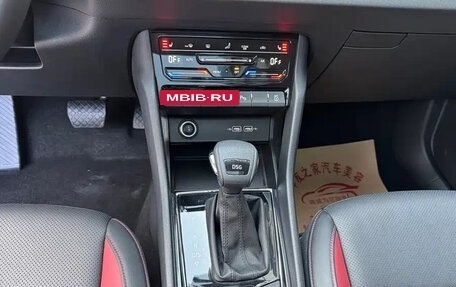 Skoda Karoq I, 2022 год, 1 610 100 рублей, 21 фотография