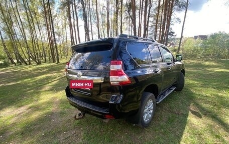 Toyota Land Cruiser Prado 150 рестайлинг 2, 2017 год, 3 087 000 рублей, 5 фотография