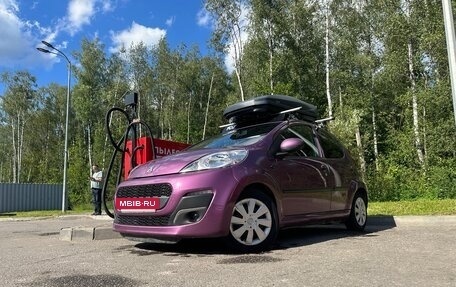 Peugeot 107 I рестайлинг, 2012 год, 540 000 рублей, 2 фотография