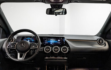 Mercedes-Benz GLA, 2020 год, 3 520 000 рублей, 14 фотография