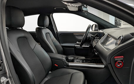 Mercedes-Benz GLA, 2020 год, 3 520 000 рублей, 23 фотография